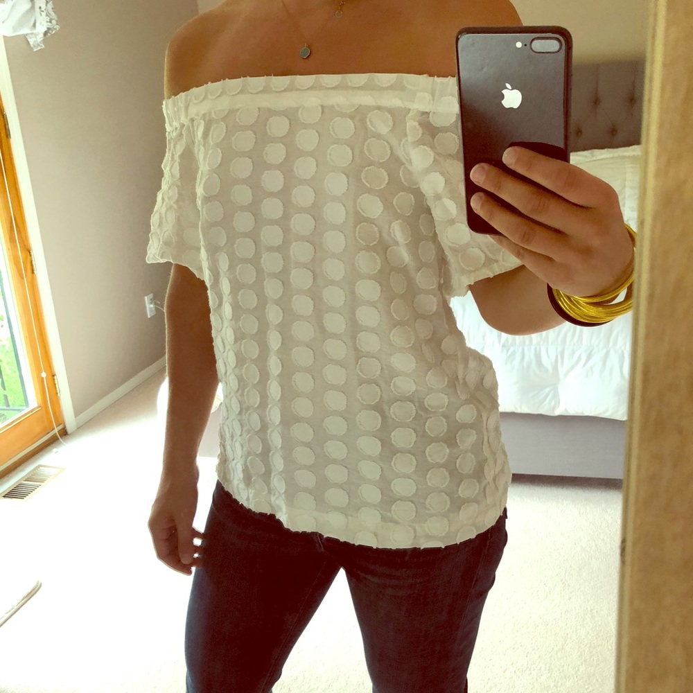 White Off shoulder sleeve blouse